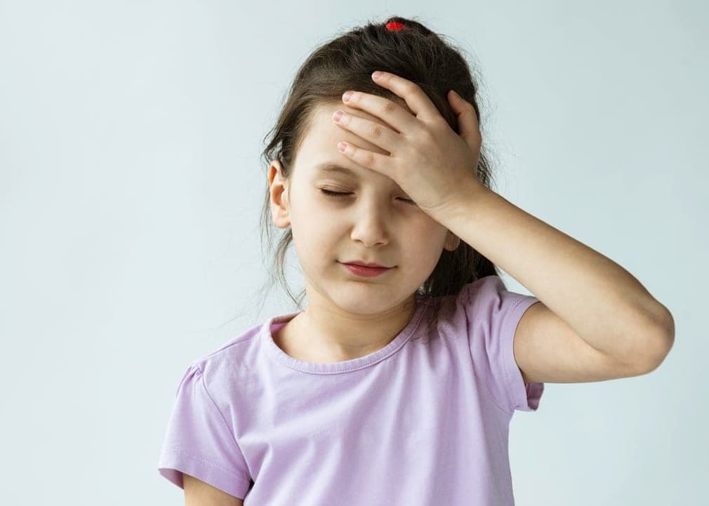 Мигрень у детей: полное руководство для родителей от детского невролога