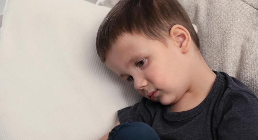 Синдром вялого ребенка: найти причину и помочь малышу развиваться