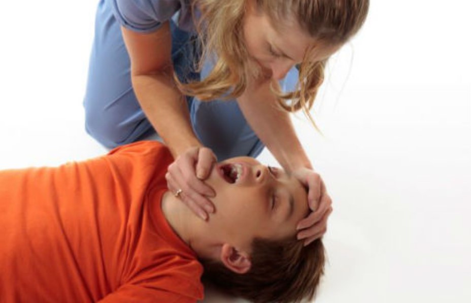 Детская абсансная эпилепсия: полное руководство для родителей по лечению