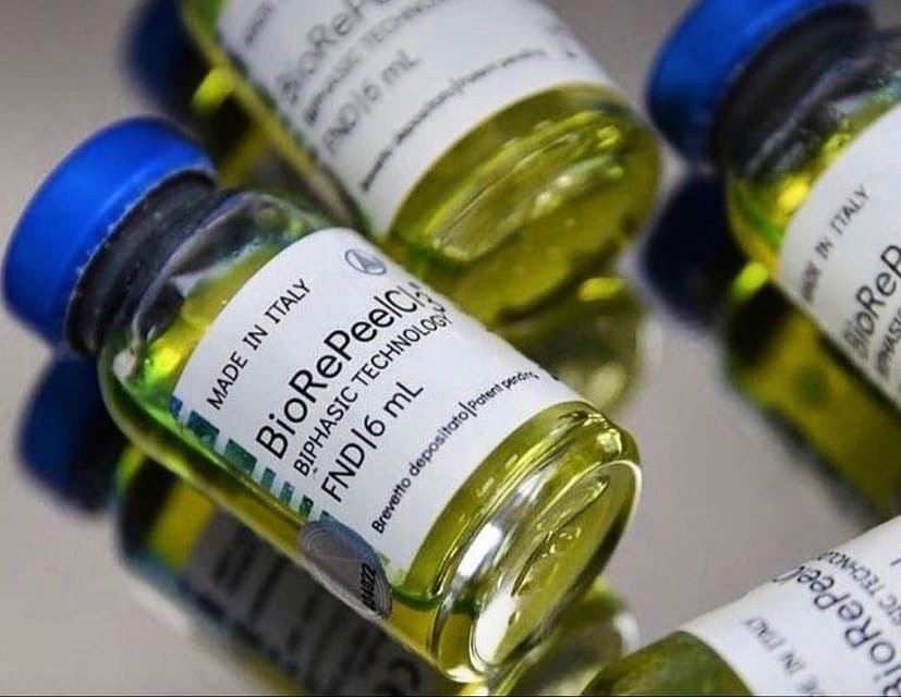 Пилинг BioRePeelCl3 для обновления кожи лица и тела без реабилитации