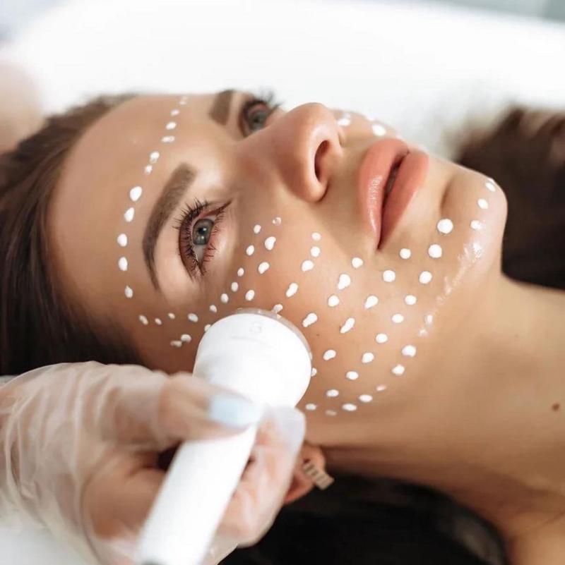 Процедура фарфоровая кукла для идеального тона и сияния кожи лица