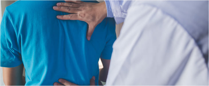 Мануальная терапия при боли в грудном отделе: полное руководство по лечению