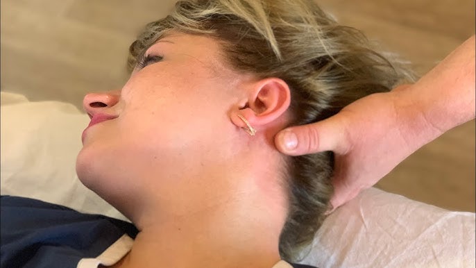 Восстановление после хлыстовой травмы шеи с помощью мануальной терапии