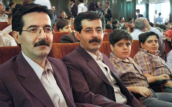 Близнецовый метод в генетике для понимания роли наследственности и среды