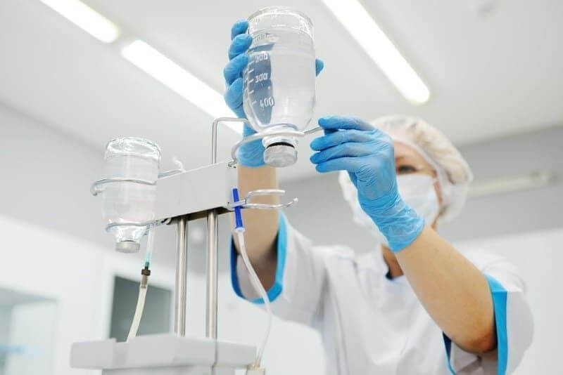 Детоксикация от наркотиков: безопасное очищение организма для начала лечения