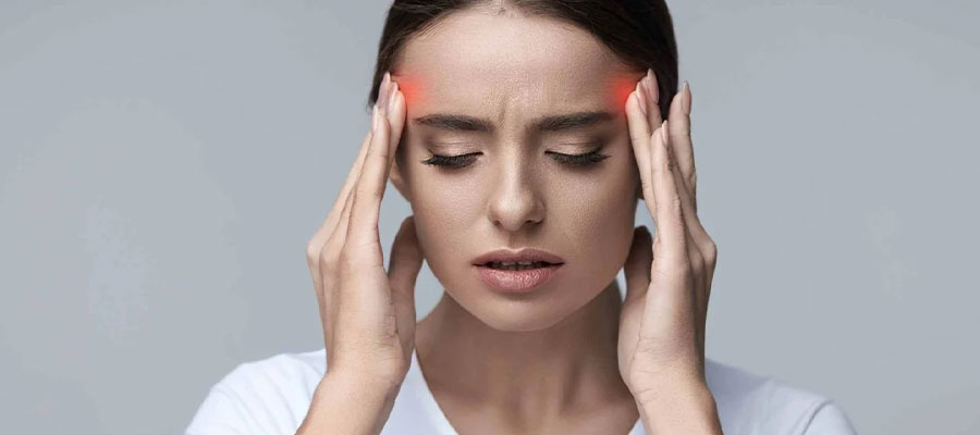 Мигрень: полное руководство по симптомам, лечению и жизни без боли