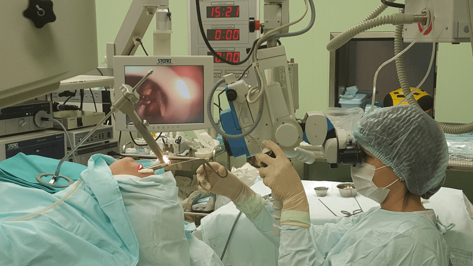 Микрохирургия гортани для восстановления голоса и здоровья связок